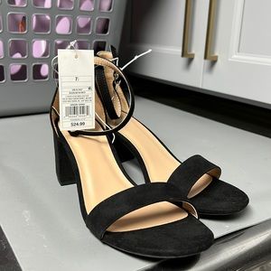 Black sandals size 7.5 and 9
